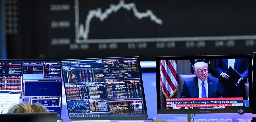 Suben futuros de Wall Street y cae el petróleo tras el acuerdo alcanzado entre Estados Unidos e Irán